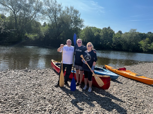 Anniversary Paddle and Walk, covering a scenic 16-mile stretch from Glasbury-on-Wye to Whitney-on-Wye. This special event brought together 26 adventurers who joined us to relive the magic of paddling through one of the UK’s most beautiful rivers.